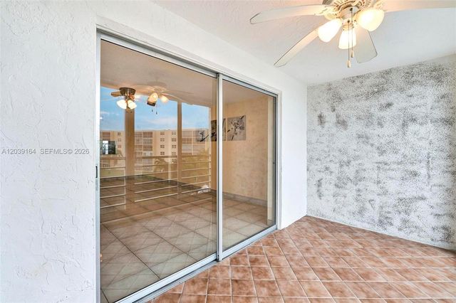 431 SE 3rd Street 402, Dania Beach, FL 33004