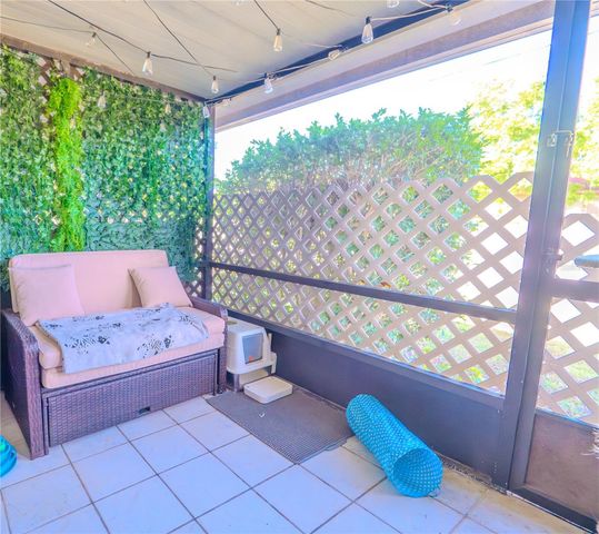 32 SILVER OAK CIRCLE, Kissimmee, FL 34743