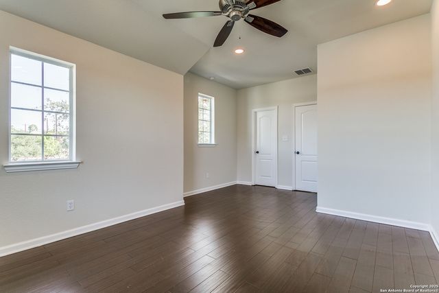 7823 Bluebird Haven, Selma, TX 78154
