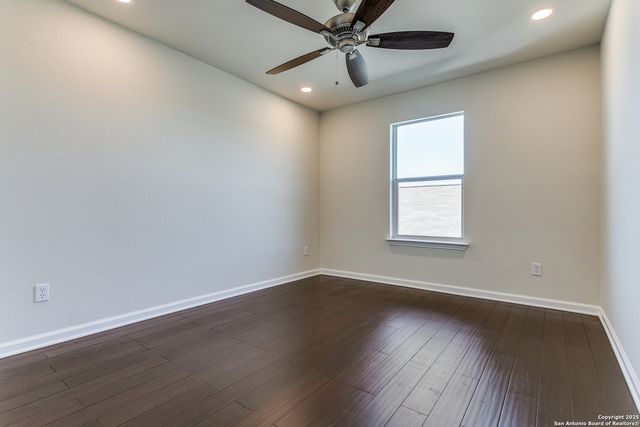 7823 Bluebird Haven, Selma, TX 78154