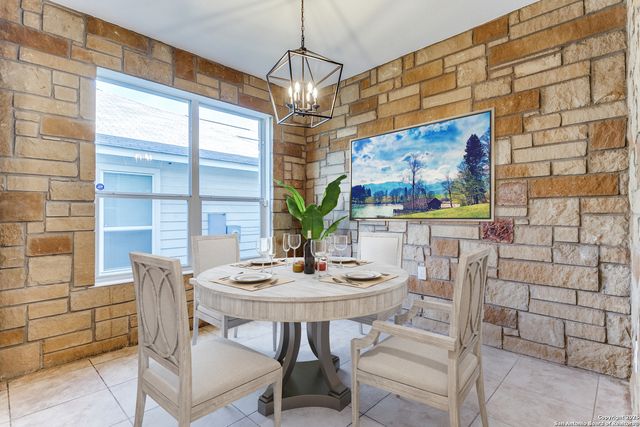 7823 Bluebird Haven, Selma, TX 78154