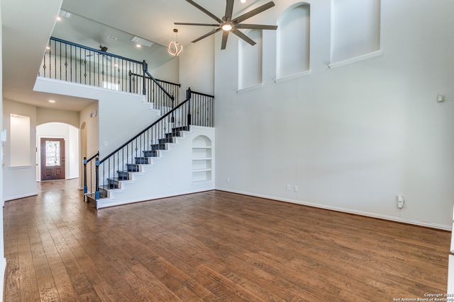 7823 Bluebird Haven, Selma, TX 78154