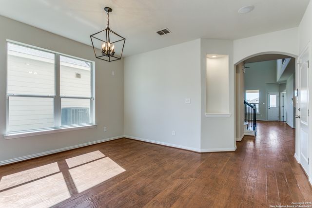 7823 Bluebird Haven, Selma, TX 78154