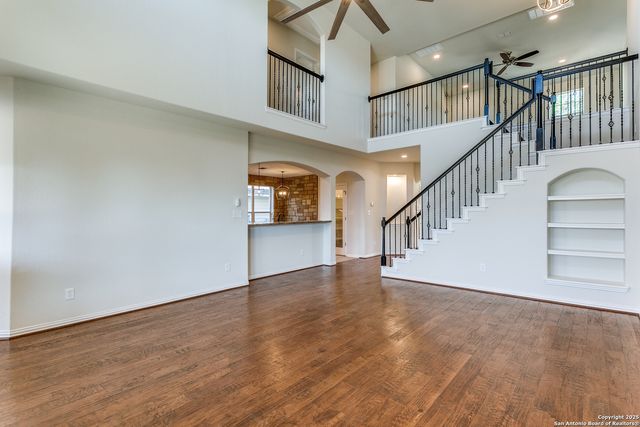 7823 Bluebird Haven, Selma, TX 78154