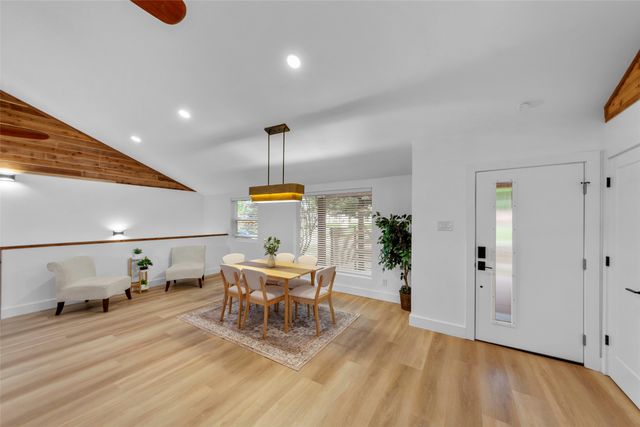 7041 Freemont Street, Dallas, TX 75231
