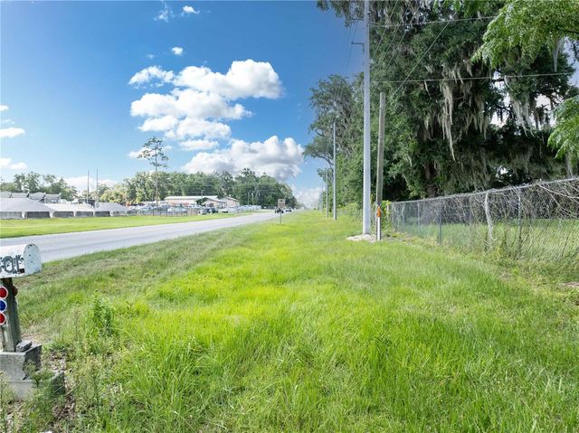 7301 NW GAINESVILLE ROAD, Ocala, FL 34475
