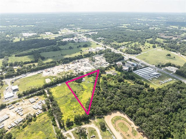 7301 NW GAINESVILLE ROAD, Ocala, FL 34475