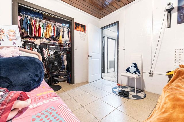 7301 NW GAINESVILLE ROAD, Ocala, FL 34475