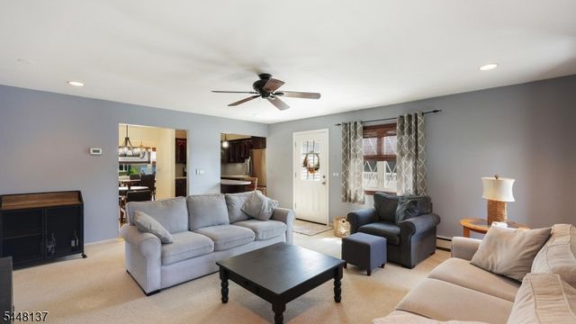 614 Fairway Rd, Linden City, NJ 07036