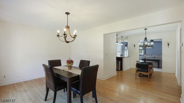 614 Fairway Rd, Linden City, NJ 07036