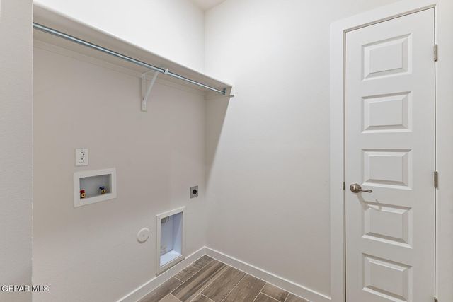 11869 Artekale Place, El Paso, TX 79934