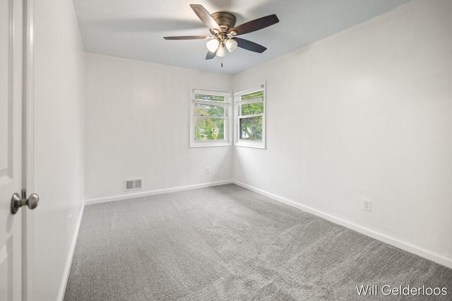4366 Oriole Avenue SW, Wyoming, MI 49509