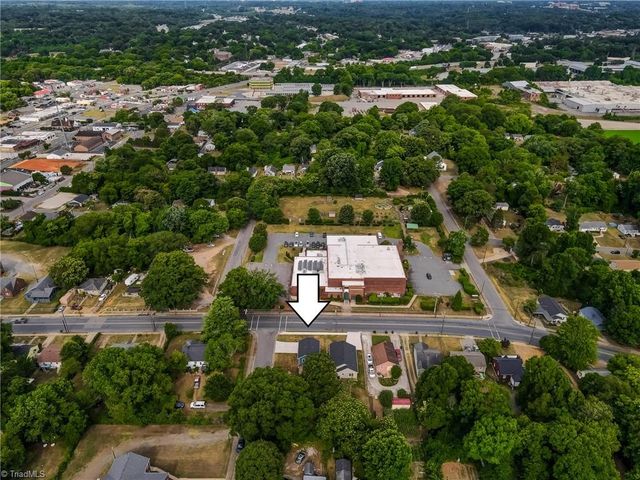 1929 S Martin Luther King Jr Drive, Winston-salem, NC 27107