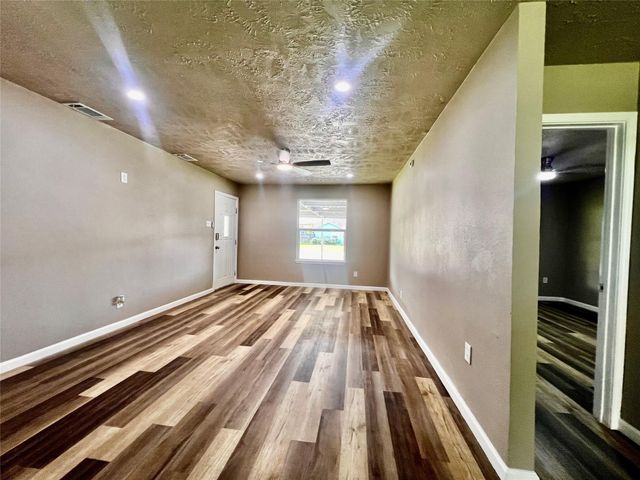 2307 Windsor Lane, Pasadena, TX 77506