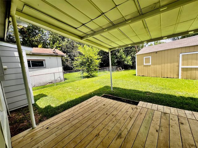 2307 Windsor Lane, Pasadena, TX 77506