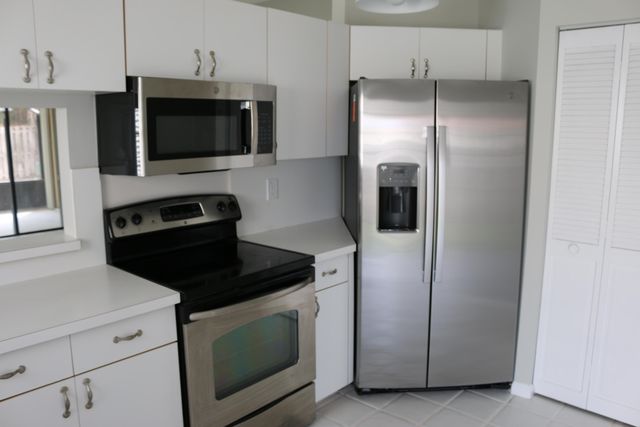 2668 La Lique Circle, Palm Beach Gardens, FL 33410