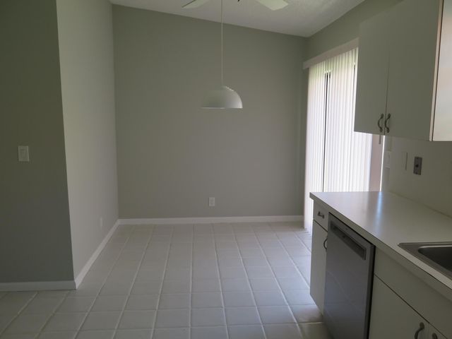 2668 La Lique Circle, Palm Beach Gardens, FL 33410