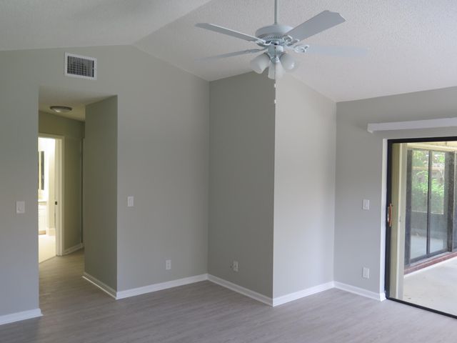2668 La Lique Circle, Palm Beach Gardens, FL 33410