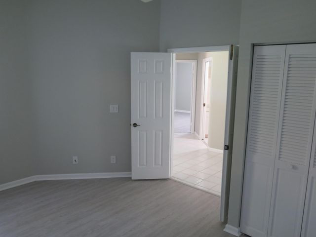 2668 La Lique Circle, Palm Beach Gardens, FL 33410