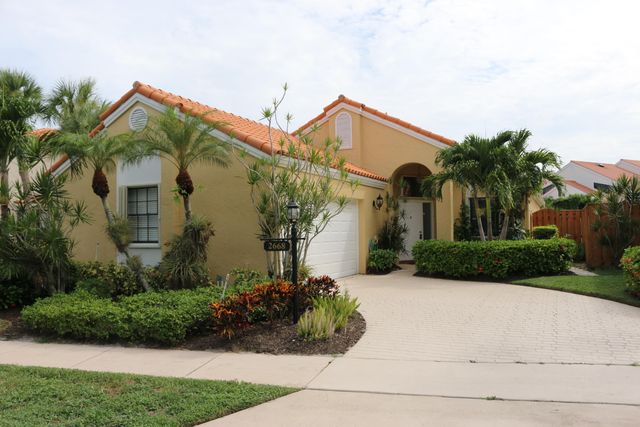 2668 La Lique Circle, Palm Beach Gardens, FL 33410