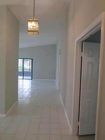 2668 La Lique Circle, Palm Beach Gardens, FL 33410