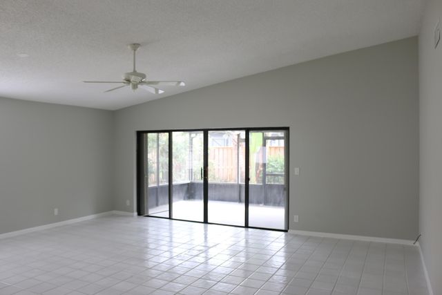 2668 La Lique Circle, Palm Beach Gardens, FL 33410