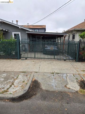 2840 22nd Ave, Oakland, CA 94606