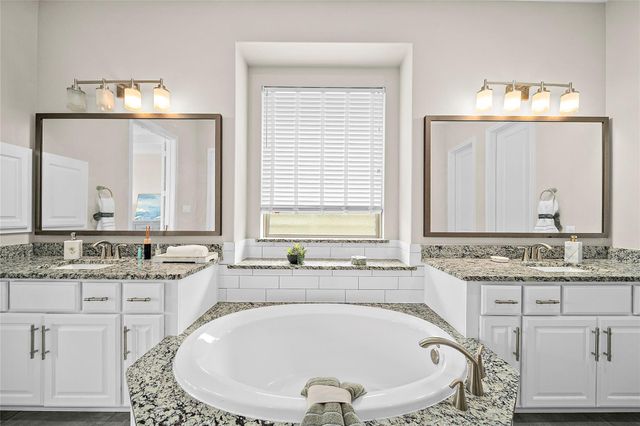 4731 Mesquite Terrace Drive, Manvel, TX 77578