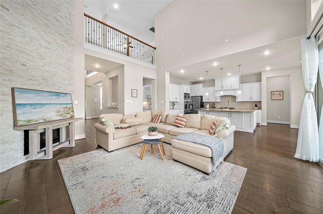 4731 Mesquite Terrace Drive, Manvel, TX 77578