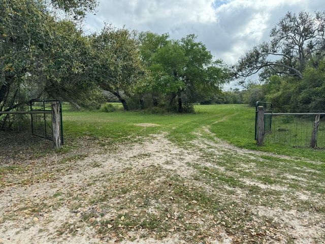 TBD County Road 394, El Campo, TX 77437