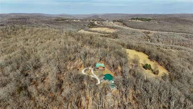 10557 Devils Den, Winslow, AR 72959