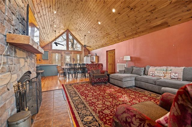 10557 Devils Den, Winslow, AR 72959