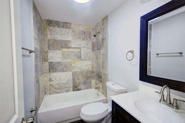 8627 Wileyvale Road A, Houston, TX 77016