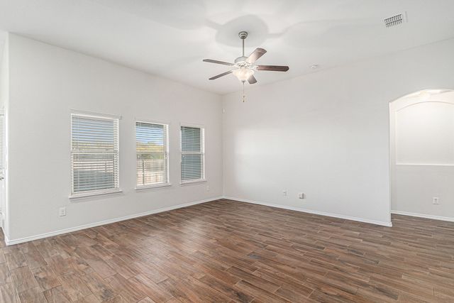 8824 Prairie Dawn Drive, Fort Worth, TX 76131