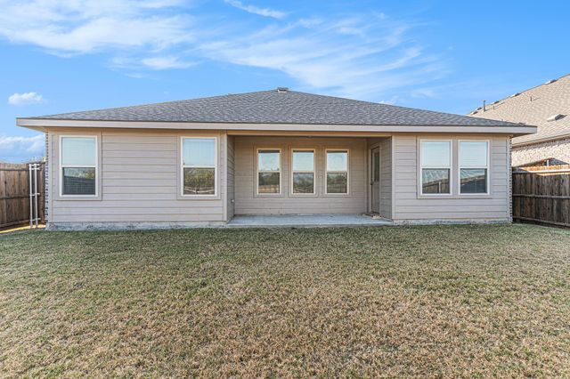 8824 Prairie Dawn Drive, Fort Worth, TX 76131
