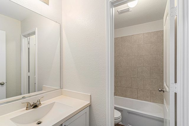 8824 Prairie Dawn Drive, Fort Worth, TX 76131