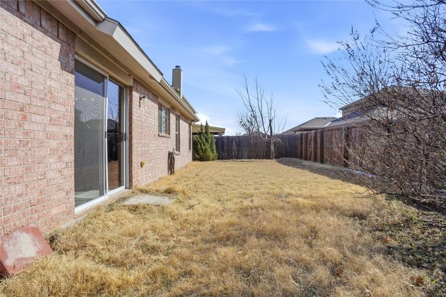 505 Del Mar Drive, Ponder, TX 76259