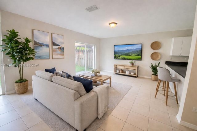 4947 SW 135th Way, Miramar, FL 33027