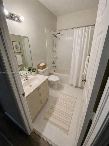 4947 SW 135th Way, Miramar, FL 33027