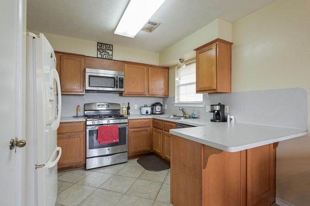 3983 Tiffany Trail, College Station, TX 77845