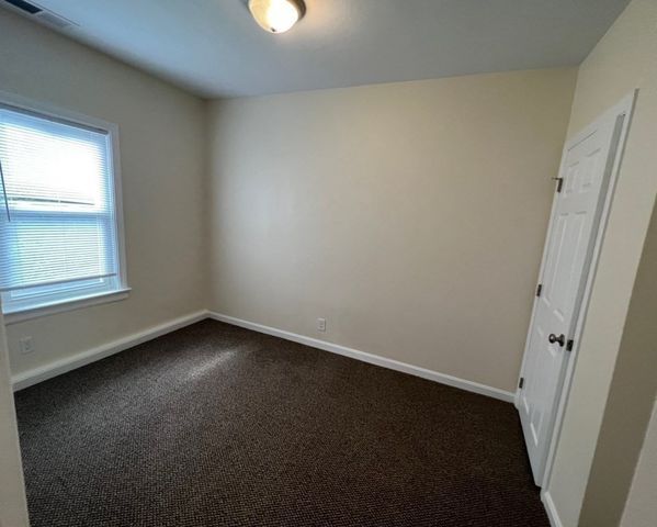 7 Gove Rd A, Billerica, MA 01821