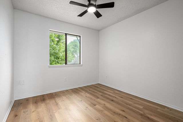 1230 Castleman Drive, Cedar Hill, TX 75104