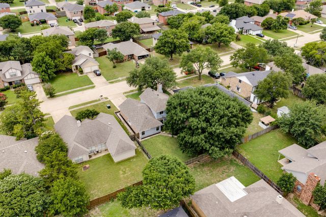 1230 Castleman Drive, Cedar Hill, TX 75104