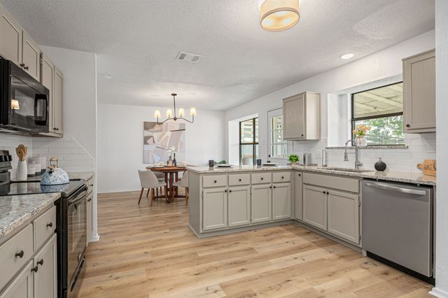 1230 Castleman Drive, Cedar Hill, TX 75104