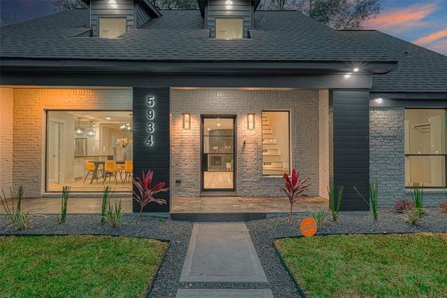 5934 Dumfries Drive, Houston, TX 77096