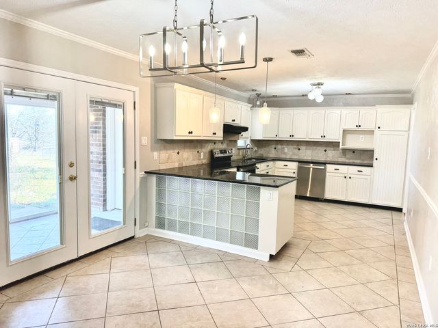 1275 Morning Glory, Adkins, TX 78101