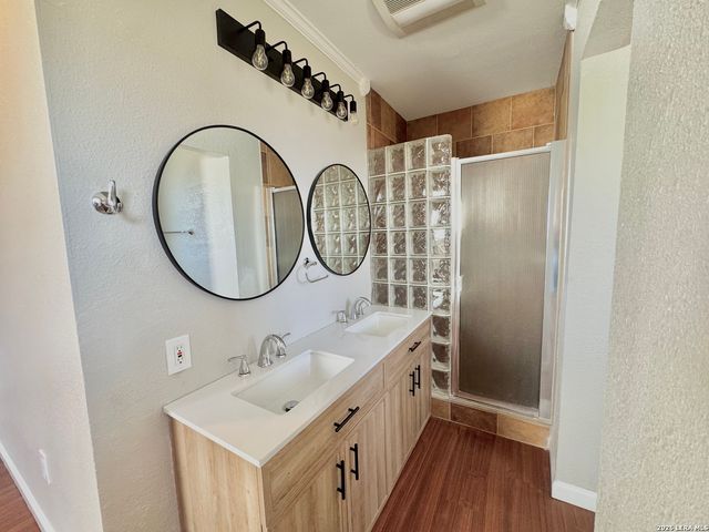 1275 Morning Glory, Adkins, TX 78101