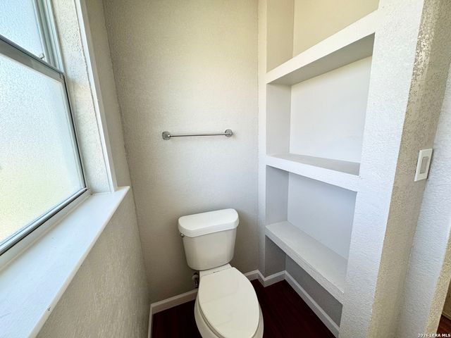 1275 Morning Glory, Adkins, TX 78101