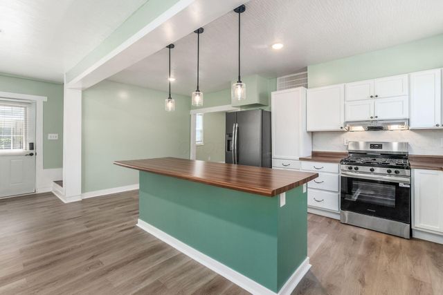 2051 Briarwood Avenue, Columbus, OH 43211