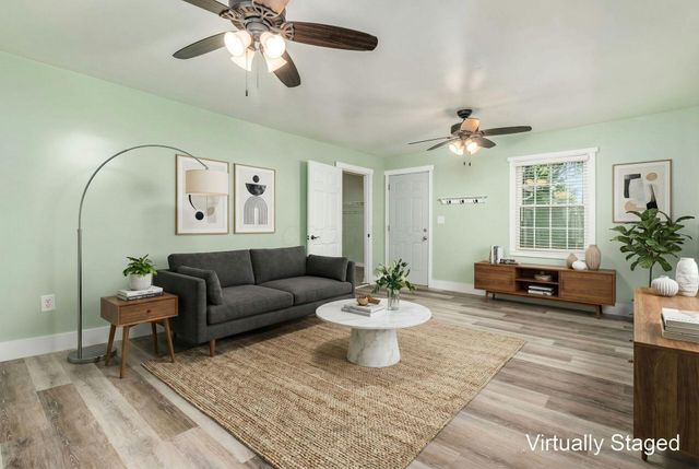 2051 Briarwood Avenue, Columbus, OH 43211
